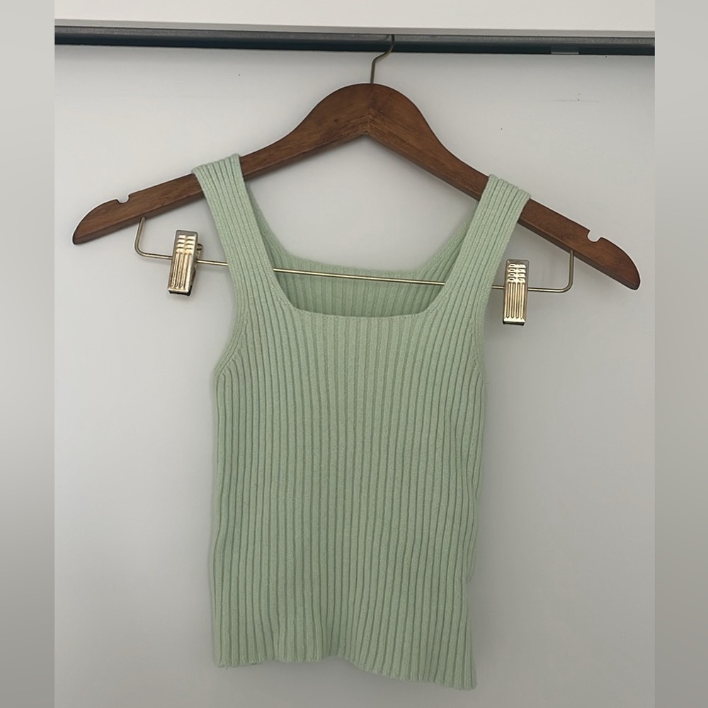 Brandy Melville Knit Tank (Cropped) - Small